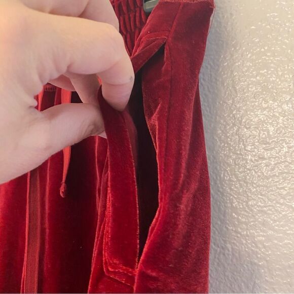 Fabletics Daria Luxe Velour stretch pull on Jogger cherry burgundy red Small - Picture 7 of 12